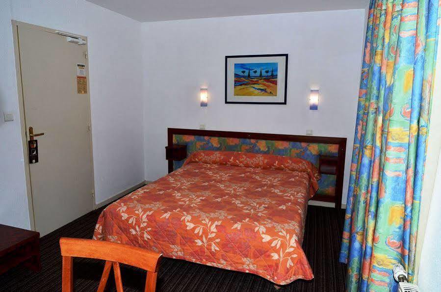 Logis Hotel Restaurant La Vraine Gironcourt-sur-Vraine Εξωτερικό φωτογραφία